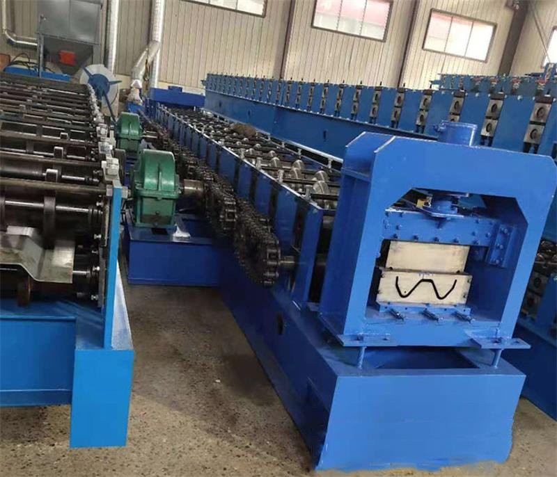 Highway Guardrail Roll Forming Machine (2)